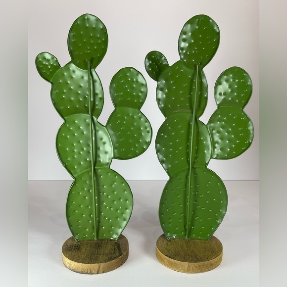 Metal cactus decorative accents, set of 4 - Picture 6 of 13
